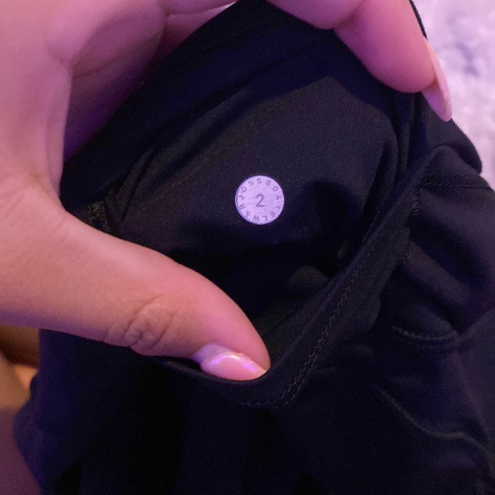 black lulu leggings